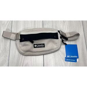 Columbia Helvetia Unisex Hip or Crossbody Adjustable Cream Color Zip Pouch NEW